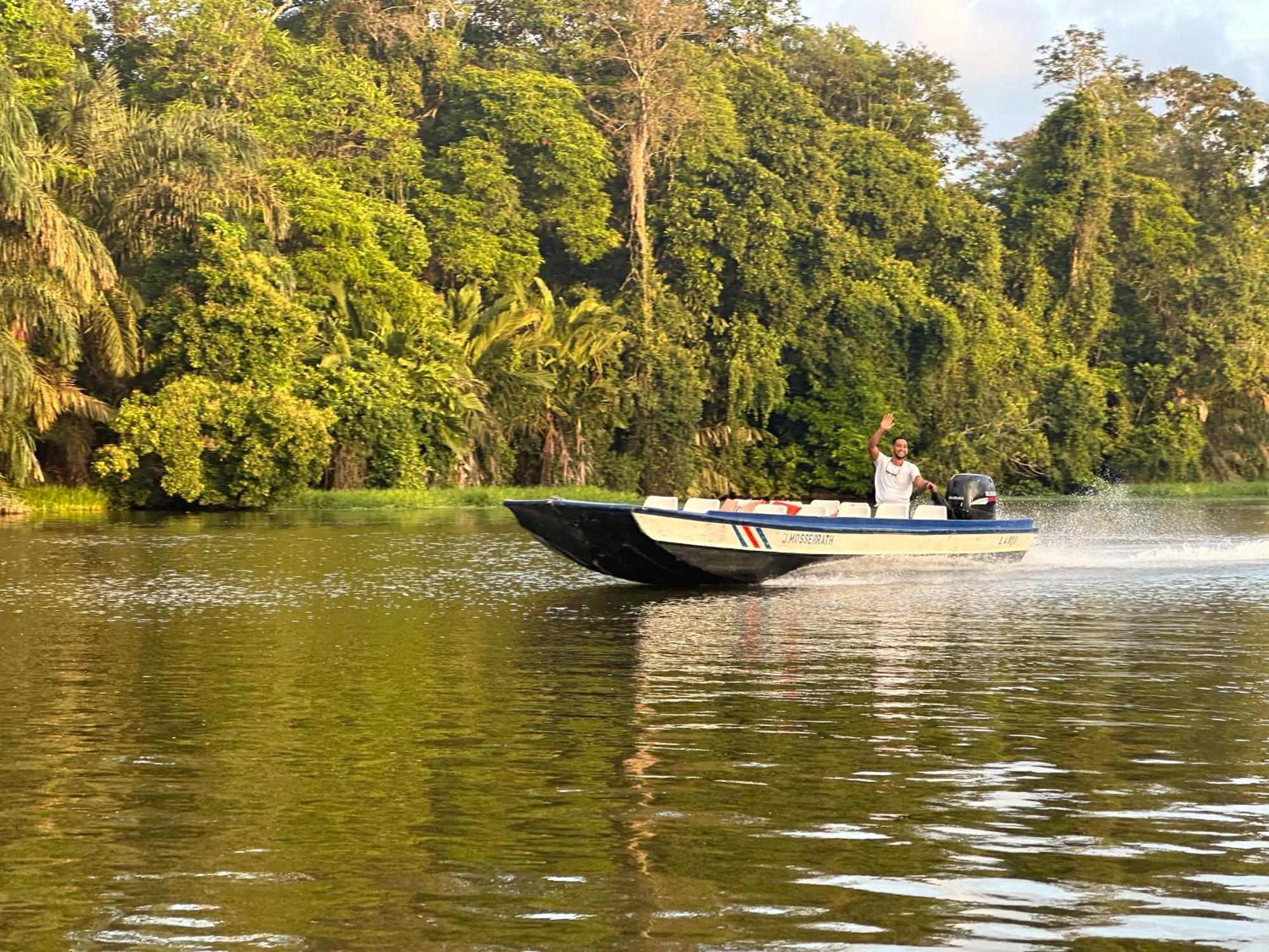 Tortuguero7 Lake View Eksteriør billede